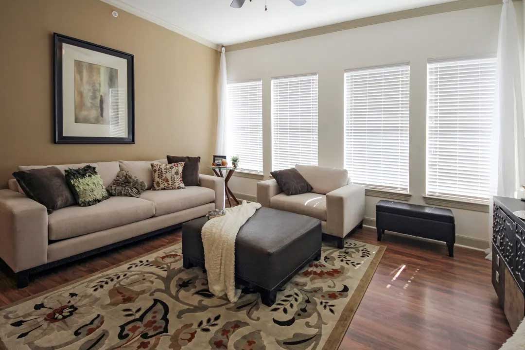 Stylish Interiors at Mainstreet at River Ranch Apartments in Lafayette, LA