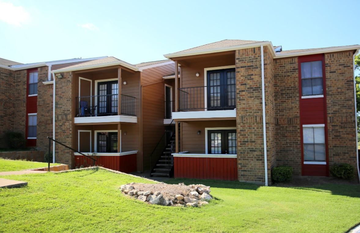 Apartments for Rent at Marine Creek Apartments in Fort Worth, Texas