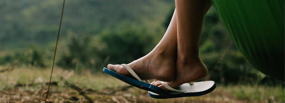 3 Reasons Why You Should Reconsider Wearing Flip-Flops Cover Photo