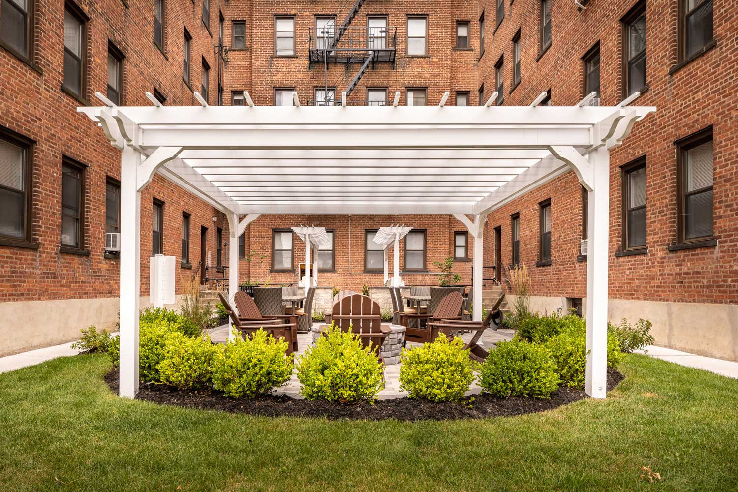 Outdoor Lounge at Montclair Gardens Apartments in Montclair, New Jersey
