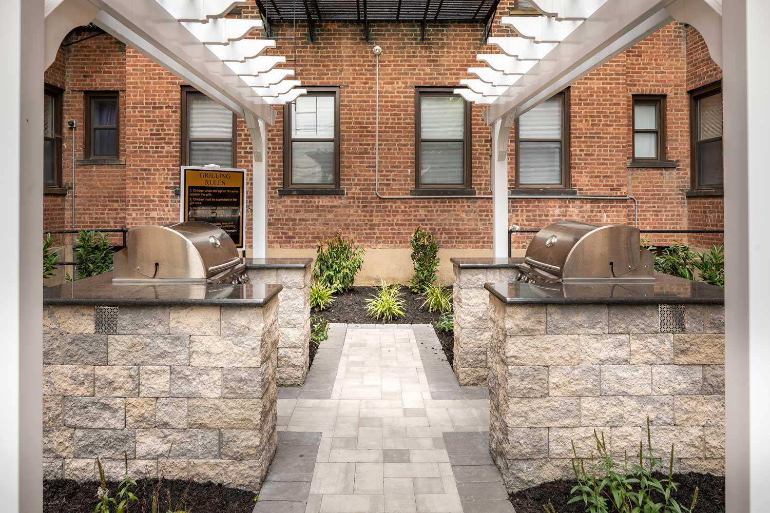 Outdoor Grill at Montclair Gardens Apartments in Montclair, New Jersey
