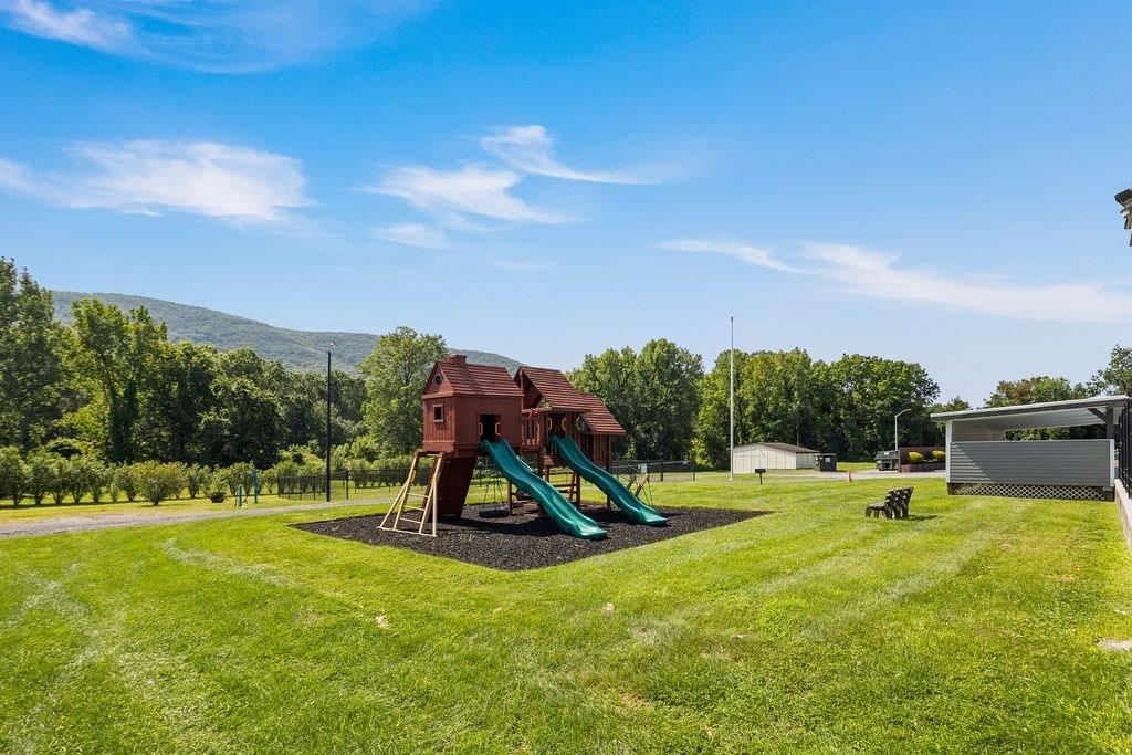 Fishkill, NY Apartment Amenities Mountainview Garden Apartments in