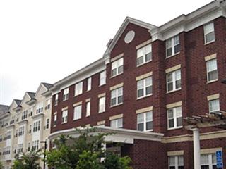 Senior Housing Builders Seek to Lower Age