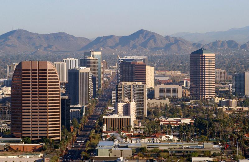 Foreclosures Drive Home Sales in Phoenix