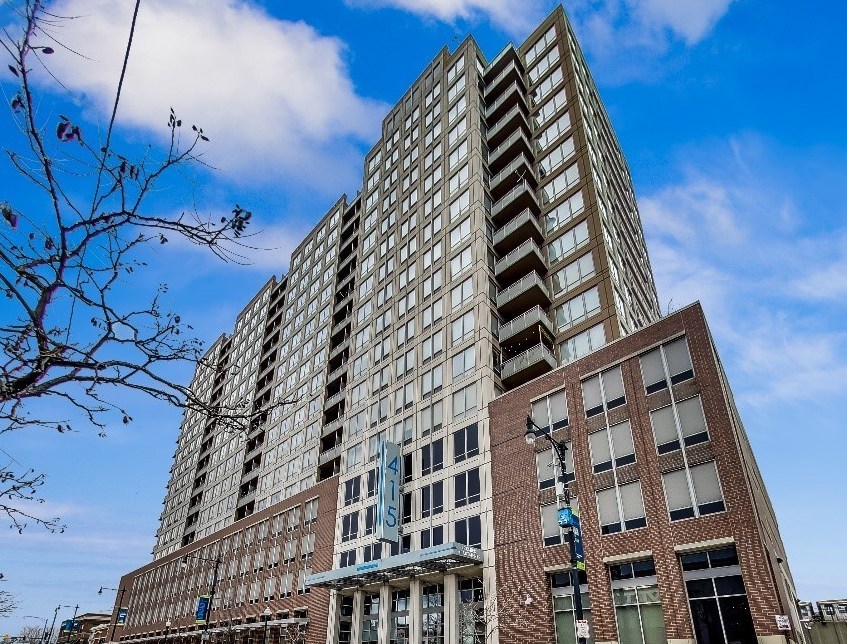 Spirit Investment Partners and The Bascom Group Acquire 221-Unit Multifamily Property in Chicago Submarket for $49.1 Million
