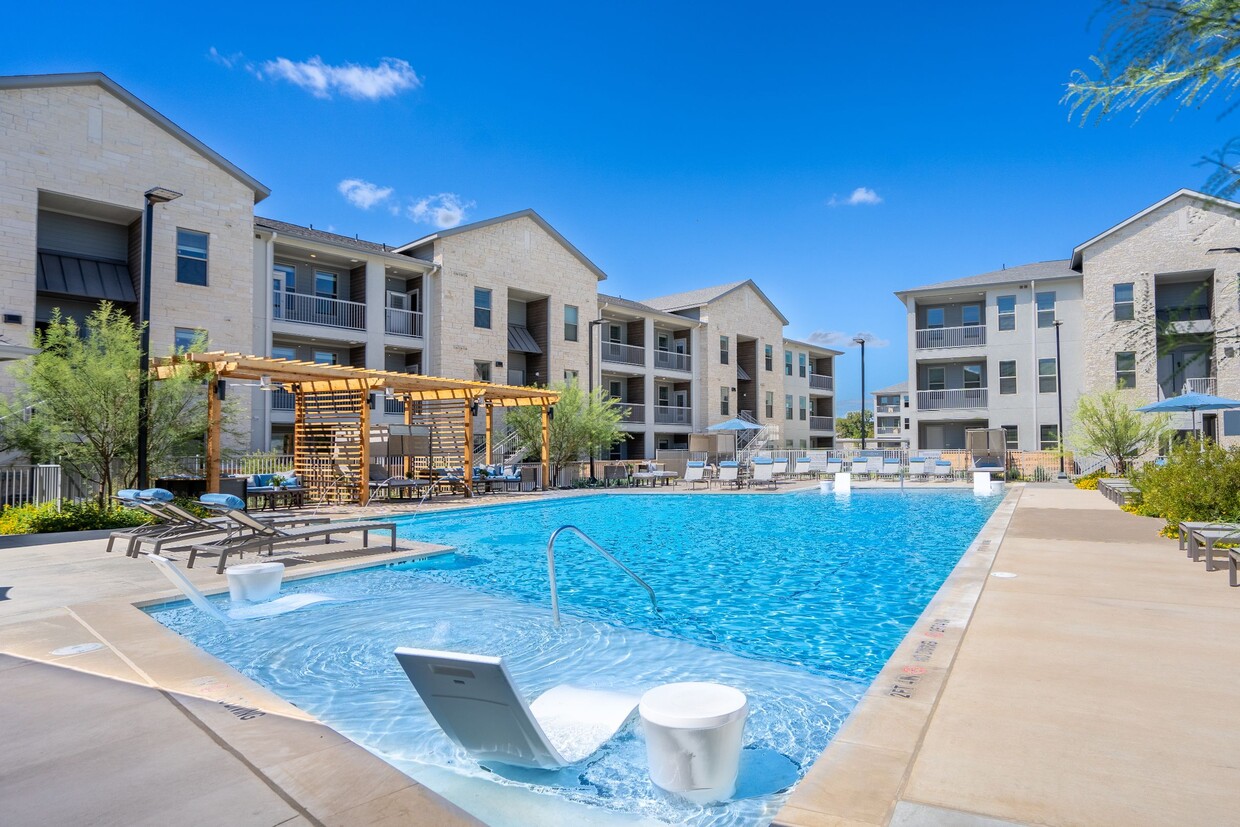 Wood Partners Welcomes Residents to 300-Unit Alta Blue Goose Luxury Apartment Community in Austin's Growing Northern Corridor 