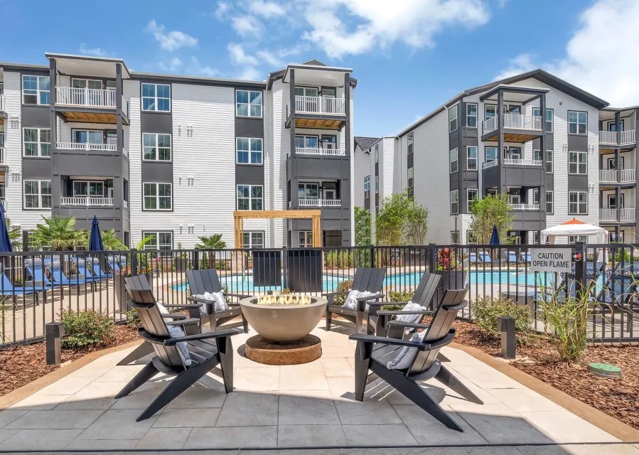 Wood Partners Provides Upscale North Carolina Living with Grand Opening of 306-Unit Alta Vale Luxury Apartment Community in Raleigh