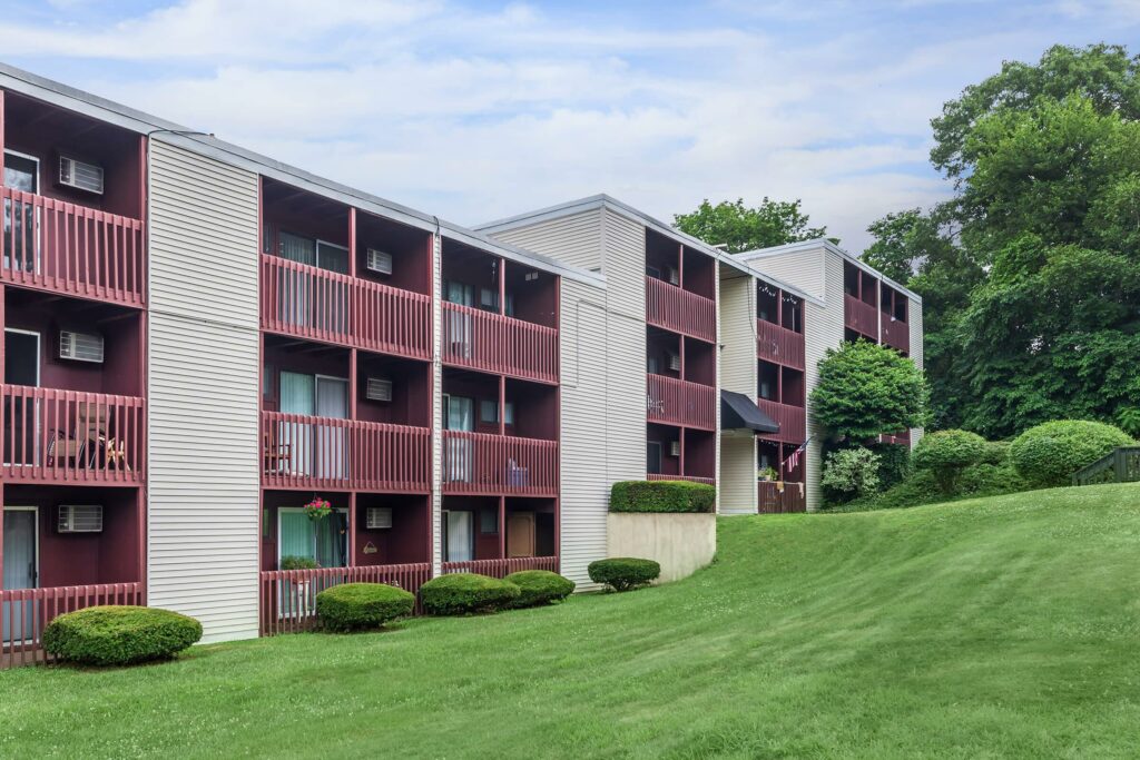 Walker & Dunlop Structures $302 Million in Financing for 10-Property Apartment Portfolio in Central Connecticut Marketplace