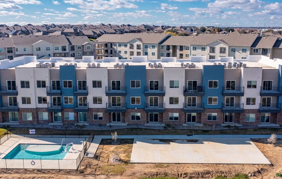 Elevate Commercial Investment Group Expands Multifamily Portfolio with Acquisition of 144-Unit Camden Crossing Apartments in Texas