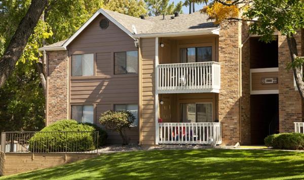 Continental Realty Advisors and GTIS Partners Acquire 256-Unit Colorado Apartment Community 