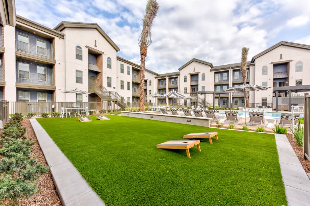Civitas Capital Group Completes Acquisition of 300-Unit Cathedral Lakes Luxury Apartment Community in Greater Houston Market
