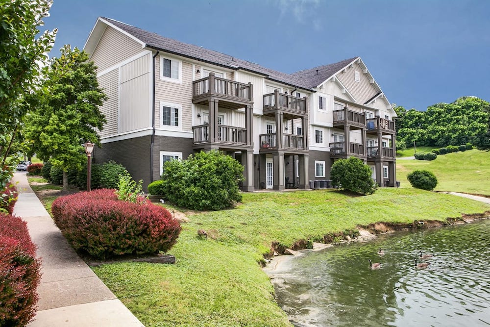 FCP Completes The Acquisition of 322-Unit Hickory Lake Apartment Community in High-Growth Nashville Submarket of Antioch
