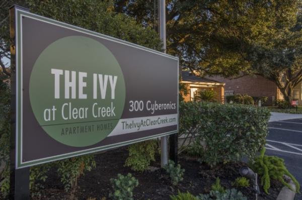 Resource Real Estate Opportunity REIT Announces Sale of 244-Unit Ivy at Clear Creek Apartments