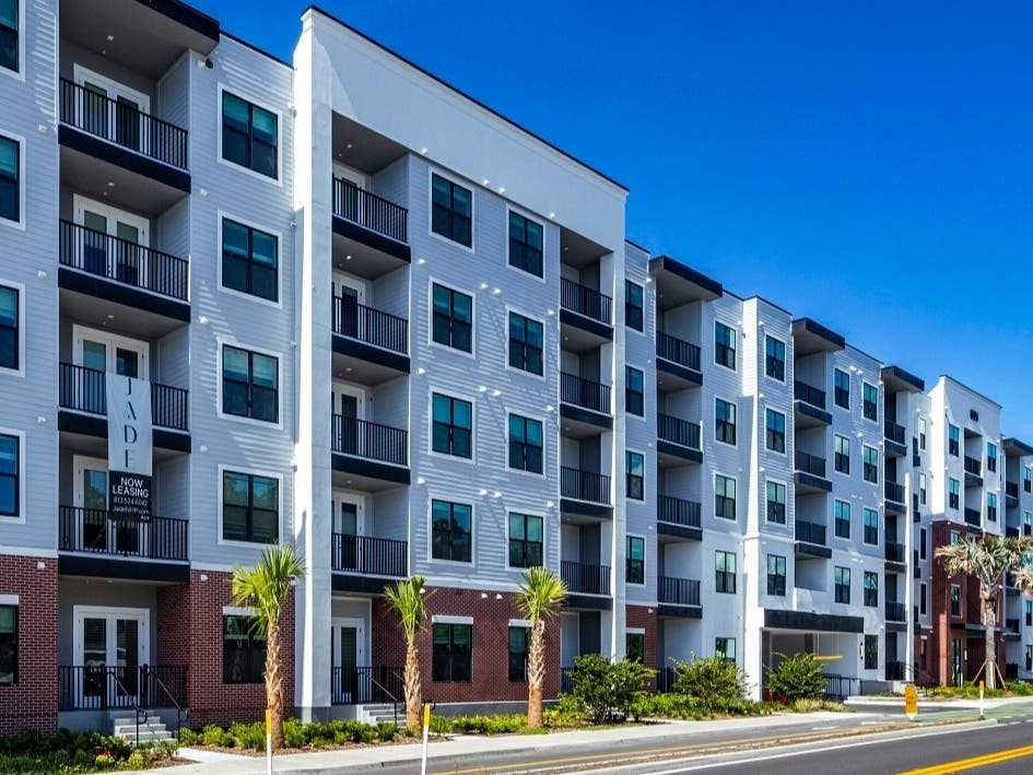 Hamilton Zanze Enters Florida Market with Acquisition of 192-Unit Jade at North Hyde Park Apartments in Popular Tampa Neighborhood