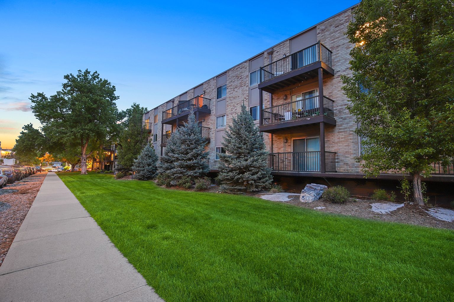 Brickstone Partners Invest $71 Million to Acquire and Reposition 163-Unit Kensington Apartment Community in Boulder, Colorado