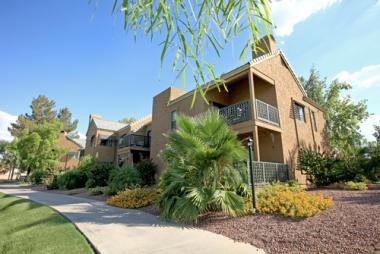 Security Properties Buys 207-Unit Lakeside Village