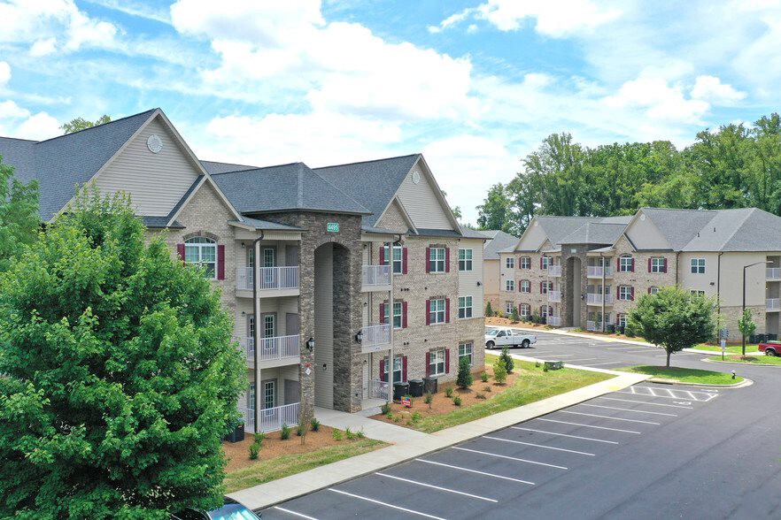Four Mile Capital Enters Greensboro Market with Acquisition of Landon Creek Apartments in an Off-Market Transaction