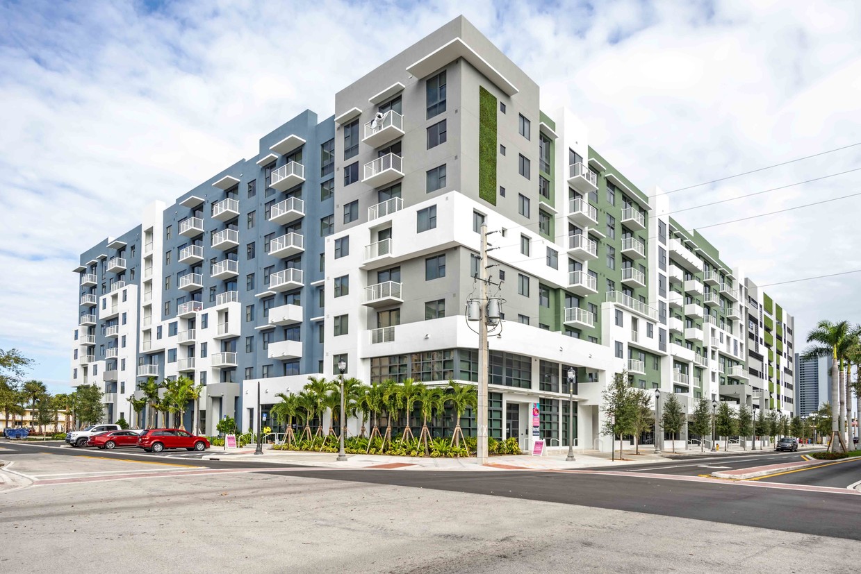 Hunt Real Estate Capital Provides $71.3 Million Loan to Refinance 356-Unit Multifamily Community in North Miami Beach, Florida