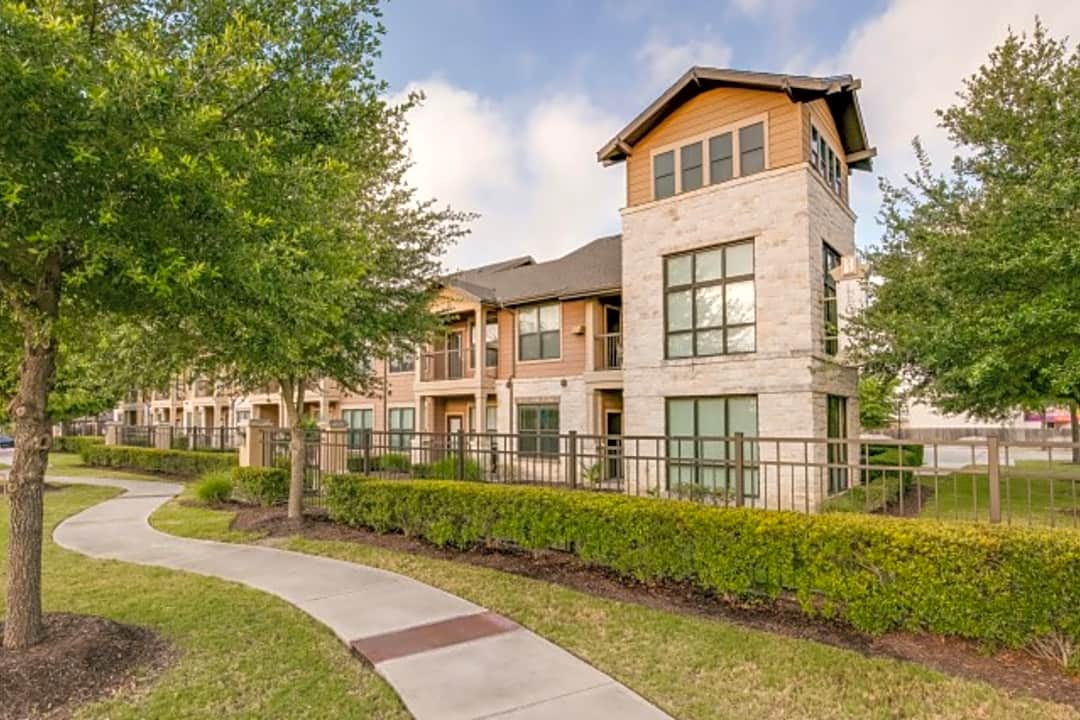 RangeWater Expands San Antonio Footprint With Acquisition of 306-Unit Legacy Heights Apartment Community in Terrell Heights