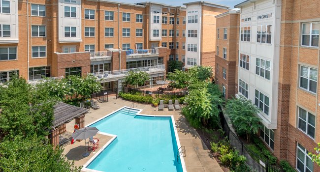 Clarion Partners Real Estate Income Fund and Blackfin Real Estate Investors Acquire 242-Unit Multifamily Community in D.C. Metro Area