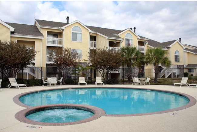ClearWorth Capital Acquires 220-Unit Parc at Woodmoor Apartment Community in The Woodlands Submarket of Houston