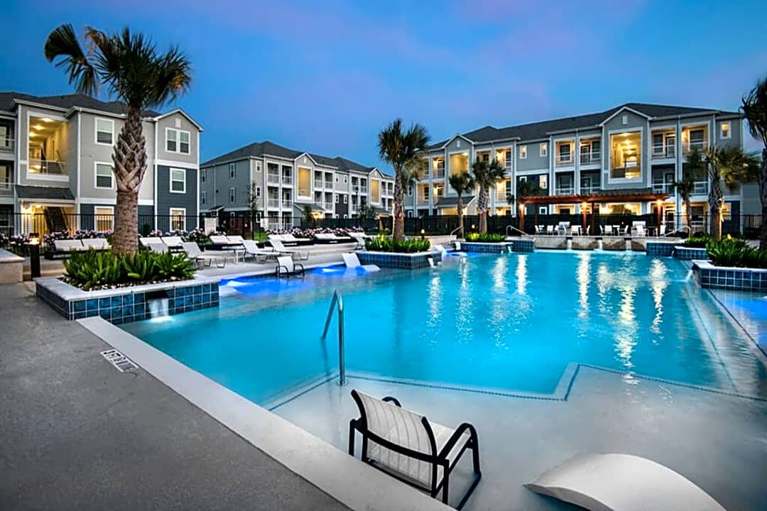 Thompson Thrift Residential Completes Disposition of 324-Unit The Retreat Apartment Community in Corpus Christi, Texas
