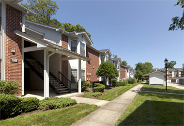 The Donaldson Group, Angelo, Gordon & Co. Acquire 732-Unit Apartment Community in Virginia