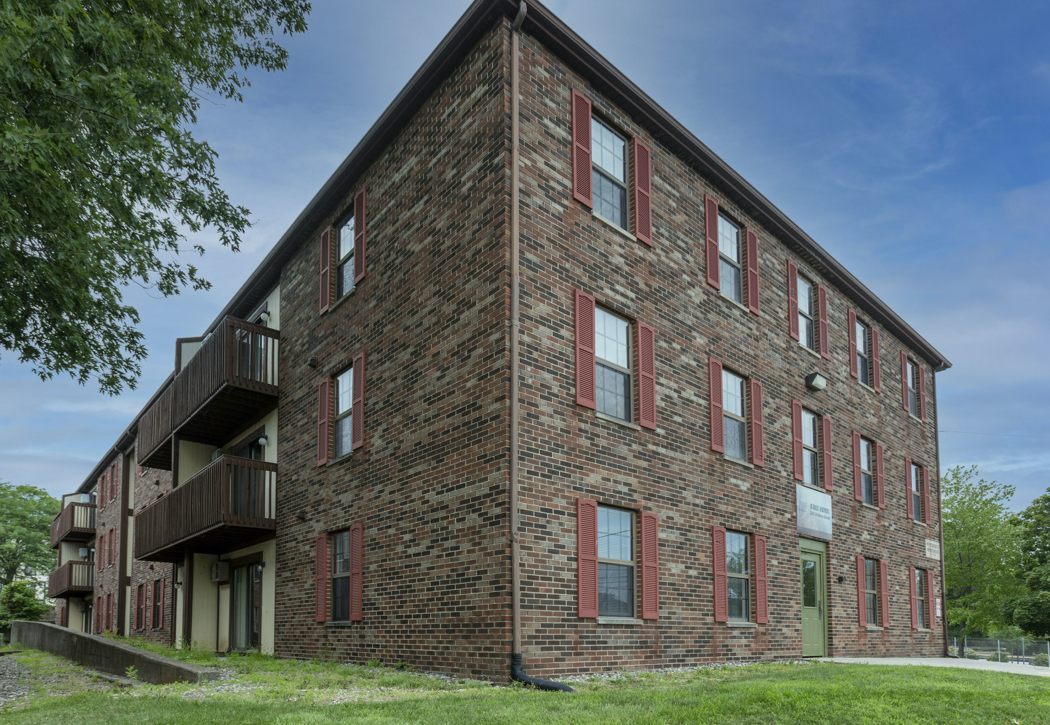 Muinzer Completes Disposition of 290-Bed Salisbury Student Housing Portfolio Located Near Purdue University in West Lafayette