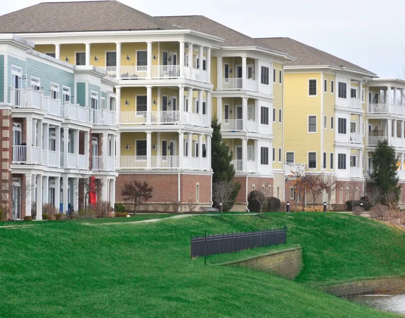 Gray Capital Completes Acquisition of 384-Unit Solana at The Crossing Apartment Community in Indianapolis’ High Demand Northside