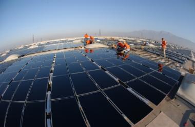 Tapping LA's Vast Rooftop Solar Potential Could Reap Huge Benefits for Disadvantaged Communities
