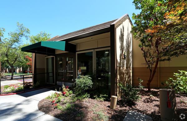 Bridge Partners Acquires 180-Unit Sonoma Ridge Apartment Community in Santa Rosa for $44.6 Million