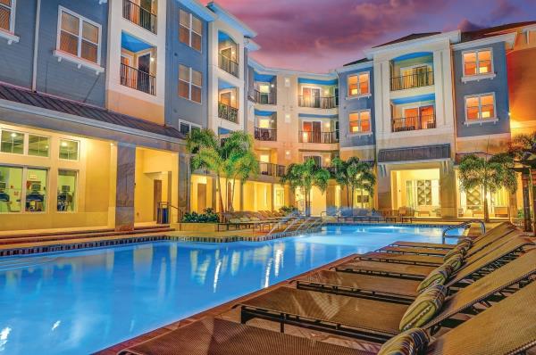TGM Associates Acquires 401-Unit Midrise Apartment Community in Saint Petersburg, Florida 
