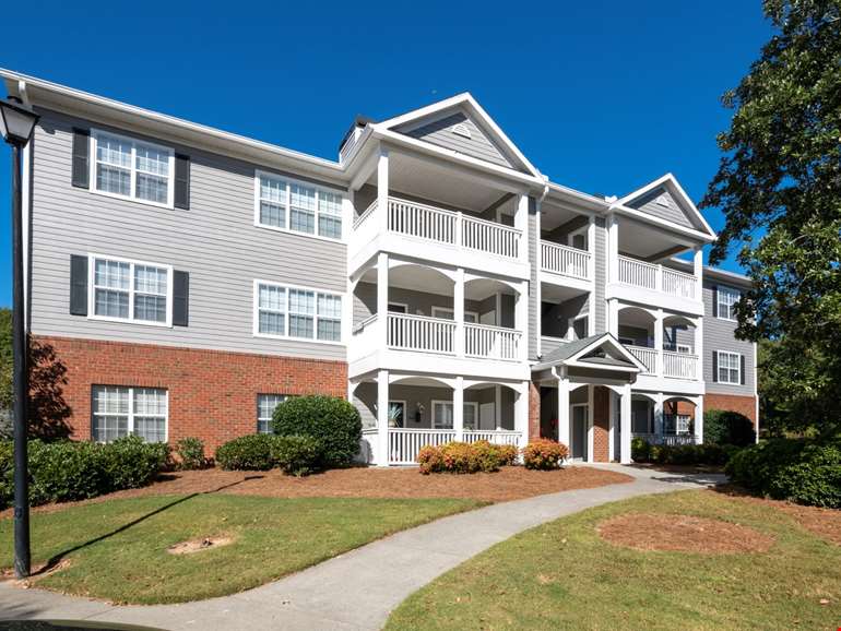 ECI Group Completes Sale of 296-Unit The Columns at Paxton Lane Apartment Community in Atlanta Submarket to InterCapital Group