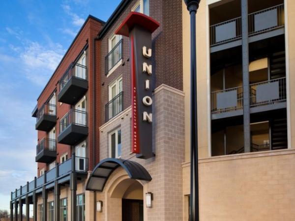 Olympus Property Acquires 311-Unit Union at Carrollton Square Luxury Apartments in Texas