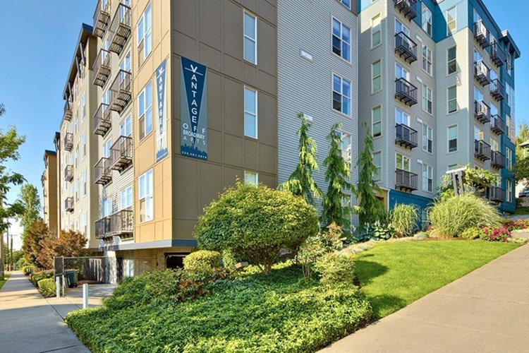 American Capital Group Expands Multifamily Portfolio With Acquisition of Two Apartment Communities in Seattle for $68.35 Million