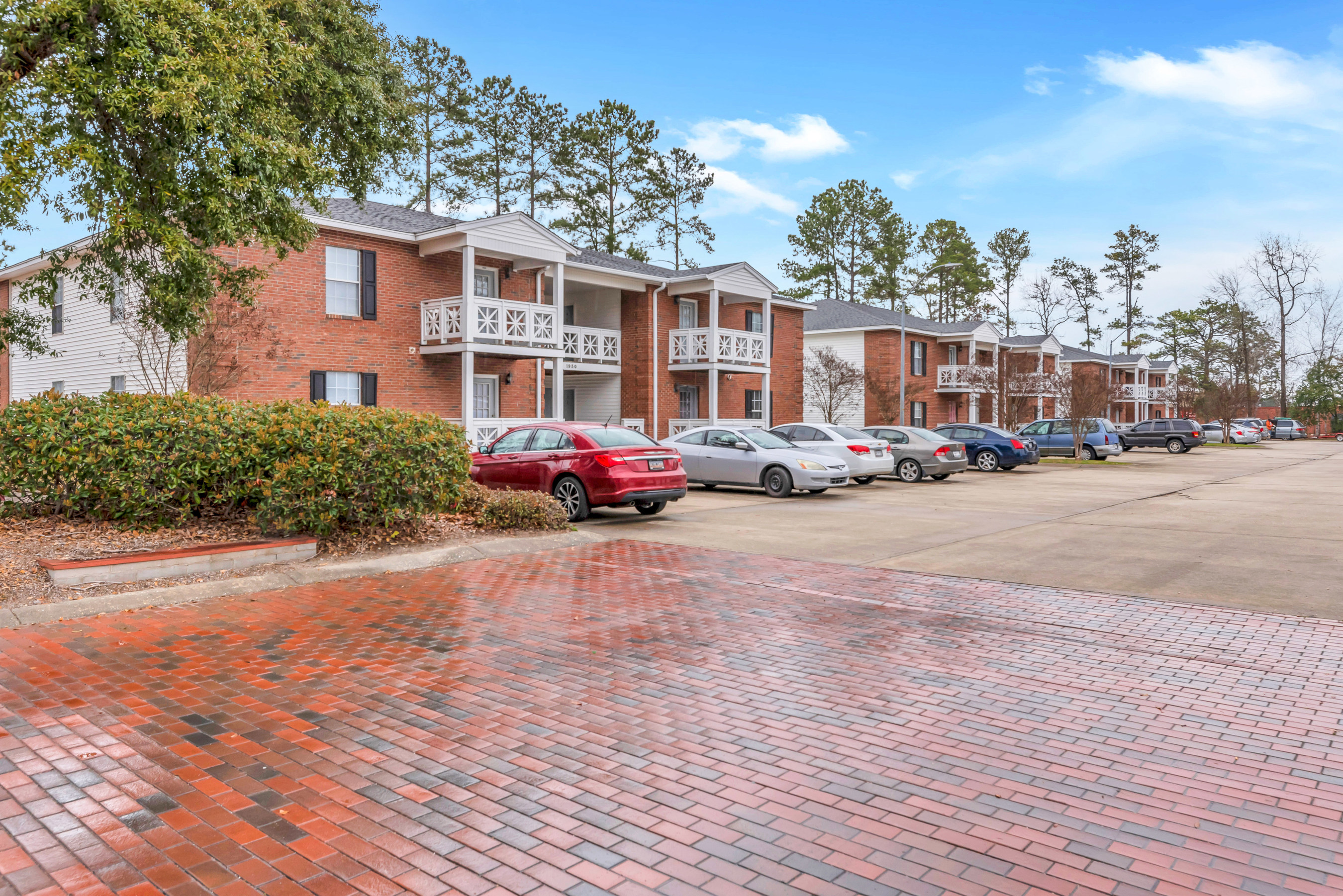 Three Oaks Management and Partners Acquire Waterforde Place Apartment Community in Heart of Sumter, South Carolina
