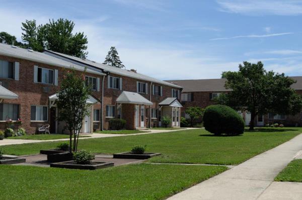 Odin Properties Sells 546-Unit Woodland Village Apartment Community in New Jersey for $32.1 Million