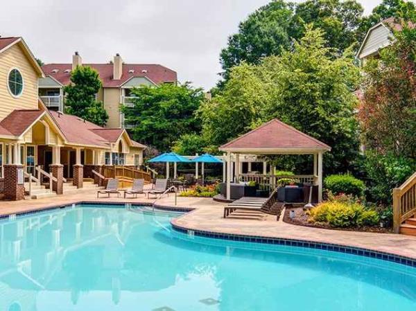 StoneBridge Investments Acquires 366-Unit Apartment Community for $54.2 Million in Richmond, Virginia
