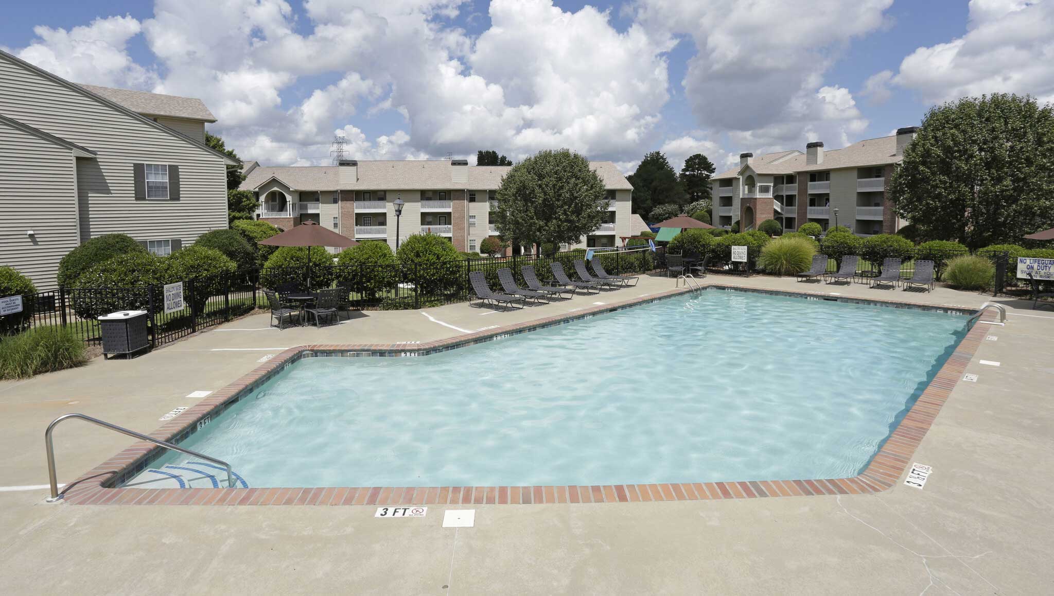 Swimming Pool at Oak Pointe Apartment Homes