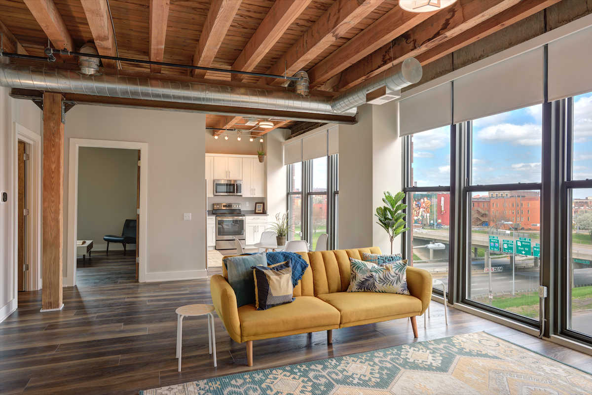Clubhouse with Large Windows and Views at OGGI Lofts