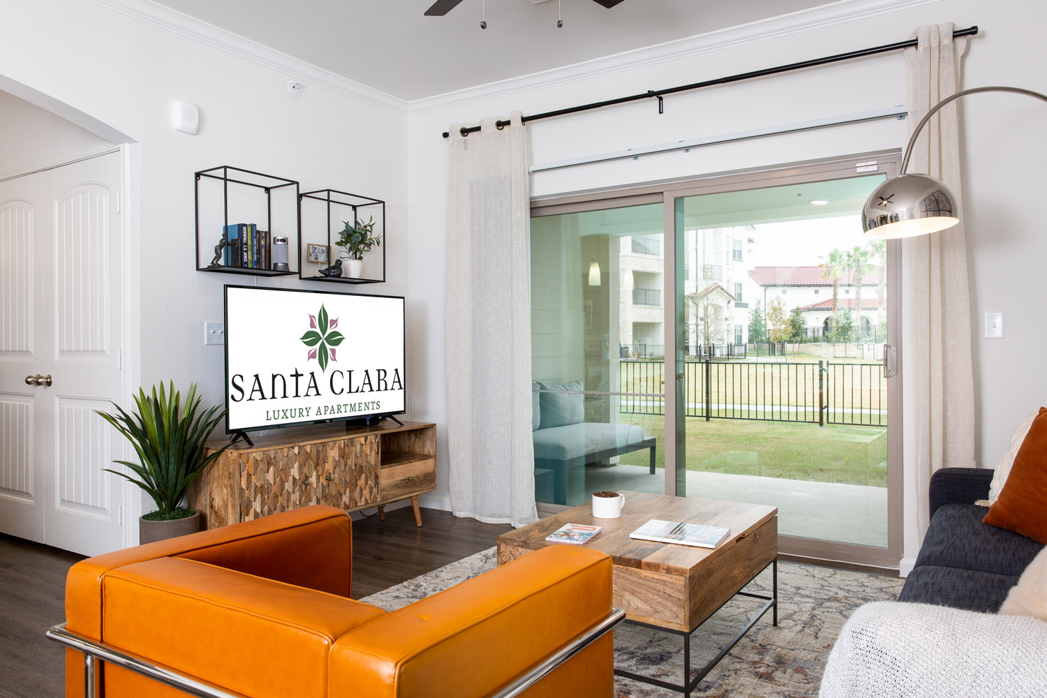 Stylish Living Room Designs Apartments at Oxford at Santa Clara Apartments in Pflugerville, Texas