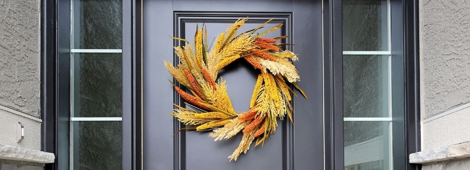 Check Out This DIY Project for an Autumn Wispy Wreath, the Perfect Thanksgiving Décor  Cover Photo