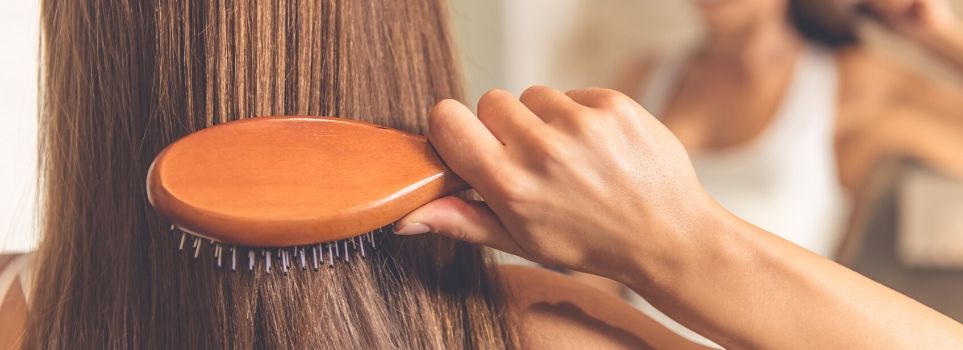 Do You Know the Difference Between Hairbrushes? Here Is an Abridged Guide Cover Photo