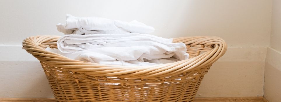 Finally! A Foolproof Way to Fold a Fitted Sheet Cover Photo