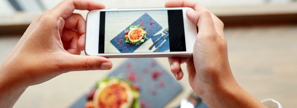 Do You Use Your Smartphone Too Much? Here Are 4 Ways to Tell  Cover Photo