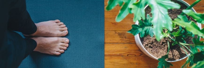Check Out These 3 Stretches That You Can Do While You Are Still in Bed Cover Photo