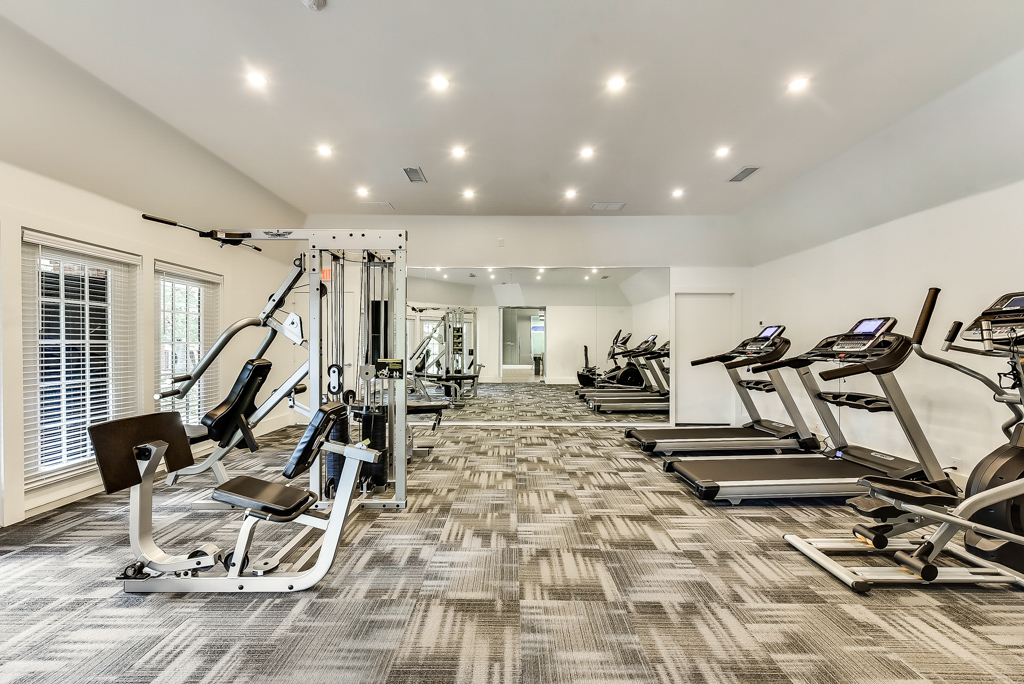 Modernized Fitness Center at Pacifica Apartments in Dallas,TX