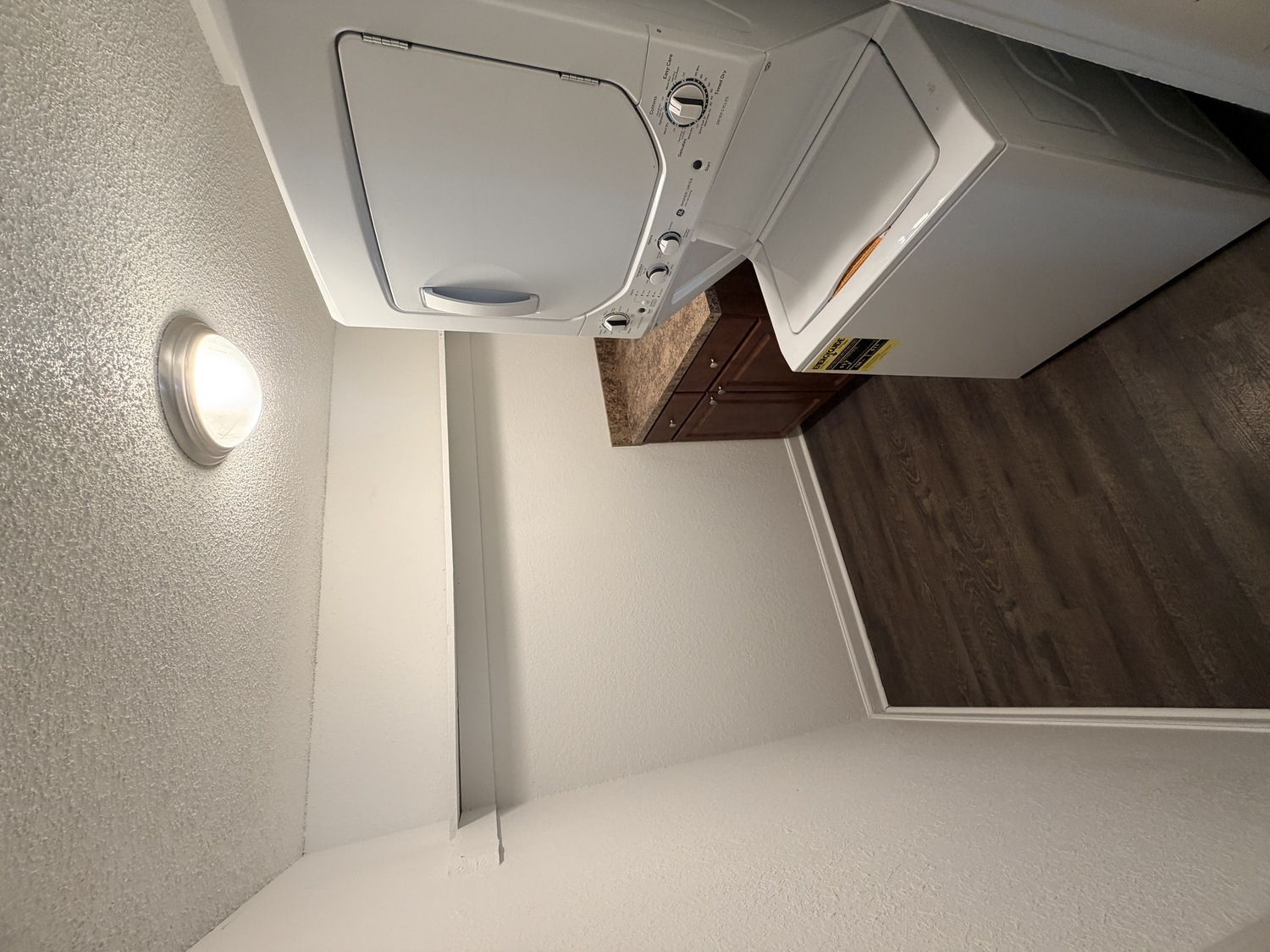 In Unit Washer/Dryer Room