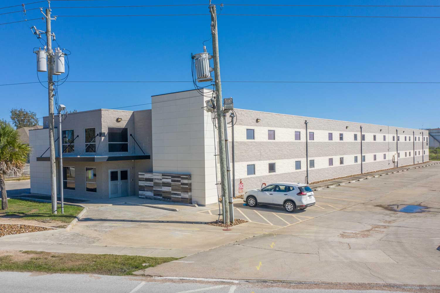 Private Community at Pelican Shores Apartments in Galveston, Texas