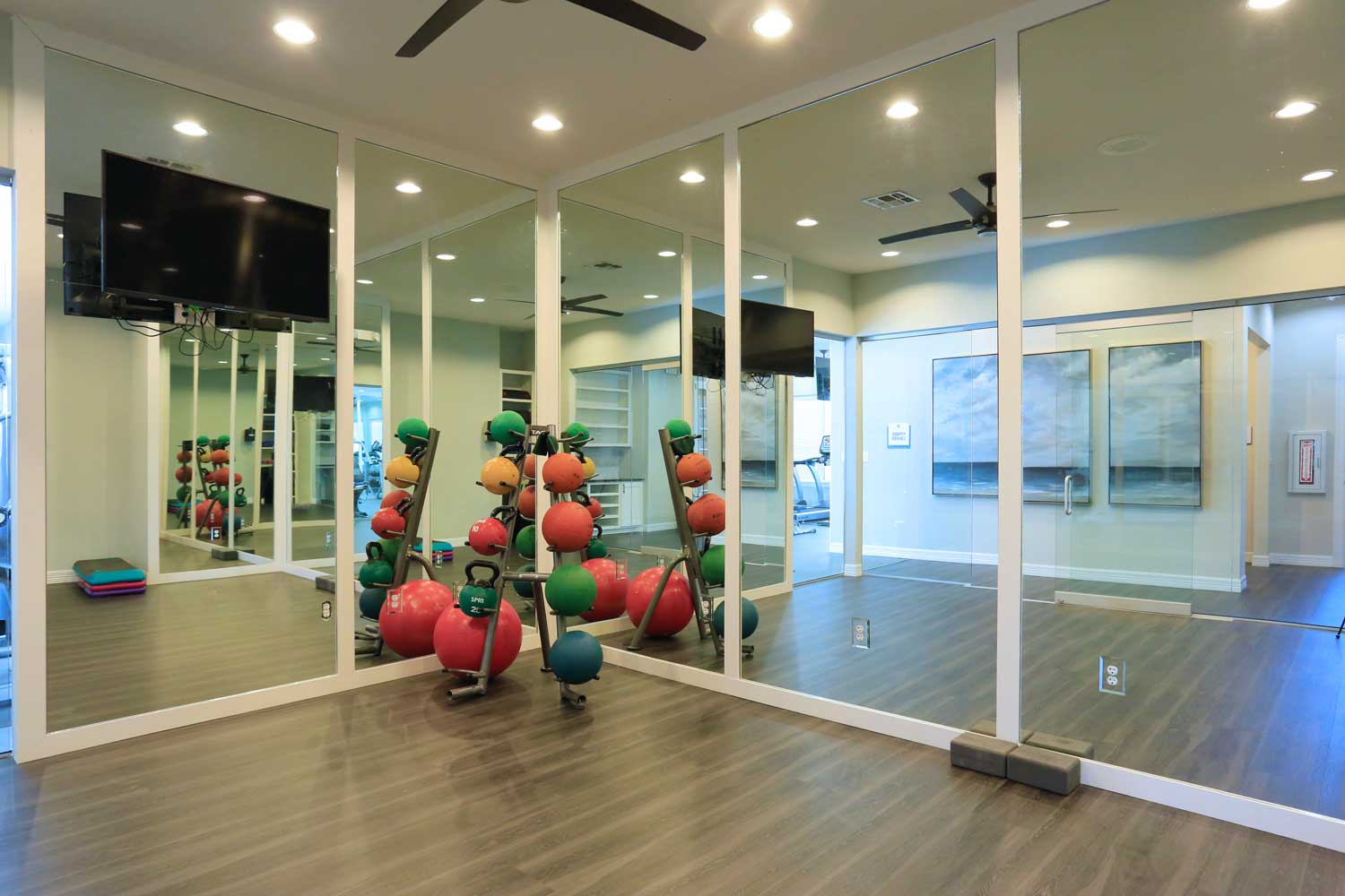 Fitness Center at Pinnacle Ridge Apartments in Dallas, Texas